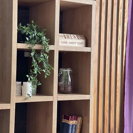 Daire Lovely 2 In The Center Of The *