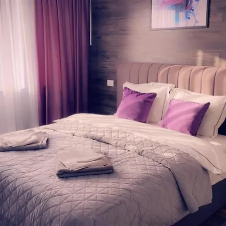 Apartament Lovely 2 In The Center Of The