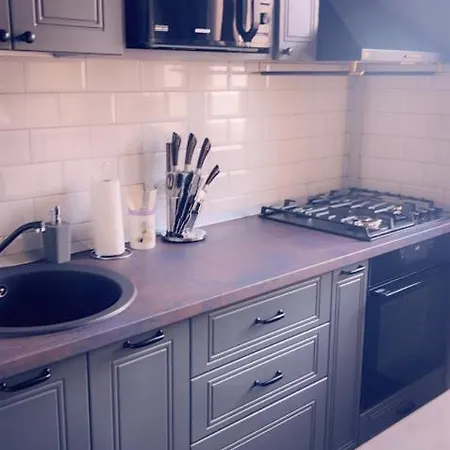 Daire Lovely 2 In The Center Of The *