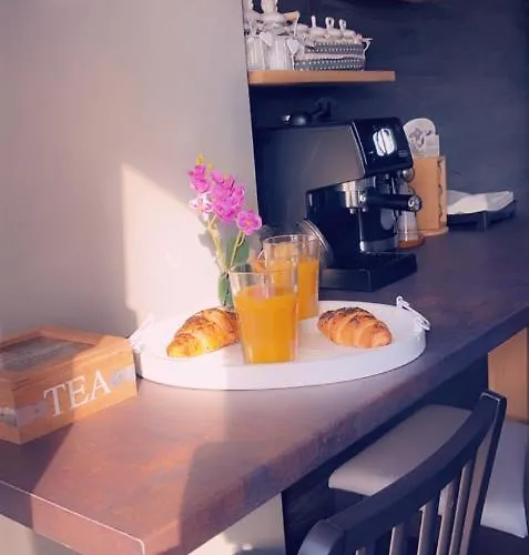 Lovely 2 In The Center Of The * Bukurešť